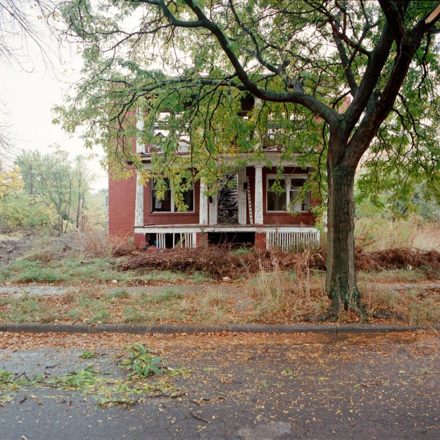 100 abandoned houses2